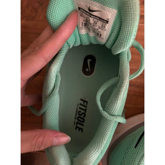 Nike Shoes Women's 8 Sneakers Fitsole Lime Green - Picture 10 of 11